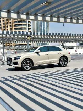 Audi Q8 2023