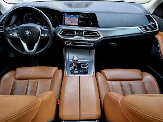 BMW X5 2021