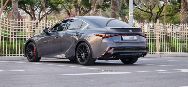 Lexus IS350 2022