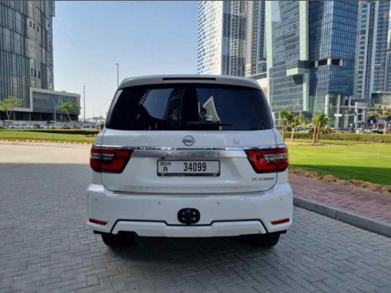 Nissan Patrol Platinum V6 2022